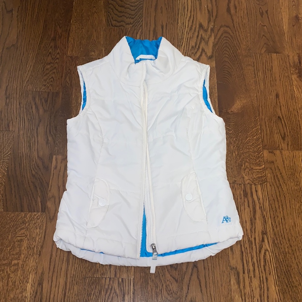 White Aeropostale Vest xs